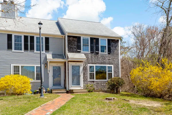$375,000 | 573 Carriage Shop Road, Unit 73G, East Falmouth, MA 02536