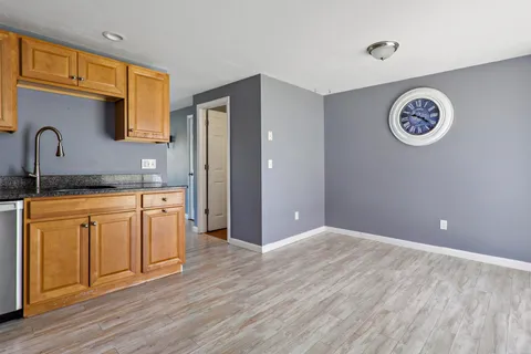 $375,000 | 573 Carriage Shop Road, Unit 73G, East Falmouth, MA 02536