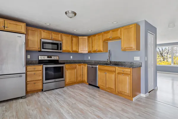 $375,000 | 573 Carriage Shop Road, Unit 73G, East Falmouth, MA 02536