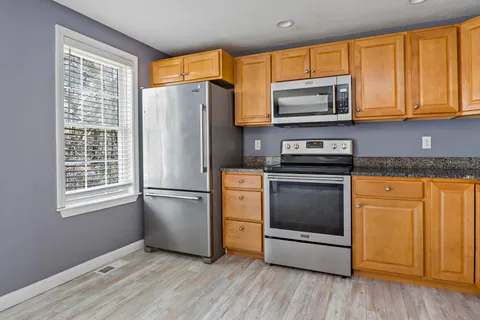 $375,000 | 573 Carriage Shop Road, Unit 73G, East Falmouth, MA 02536