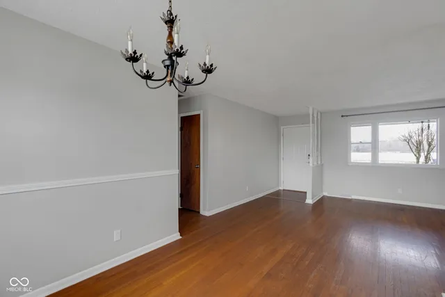 $279,900 | 6559 West 1000 North, Fountaintown, IN 46130