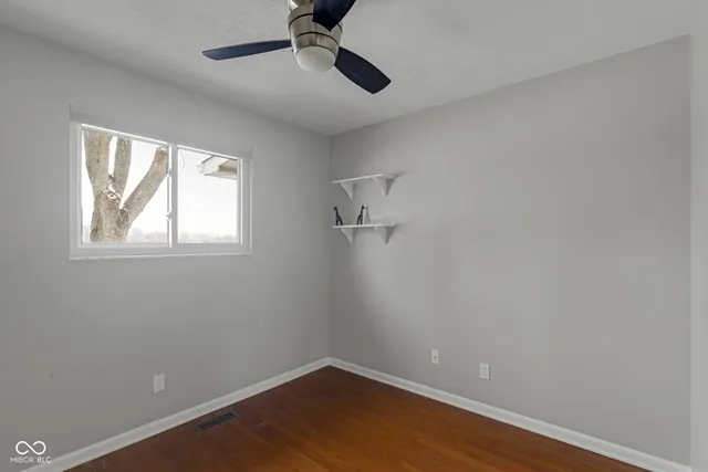 $279,900 | 6559 West 1000 North, Fountaintown, IN 46130