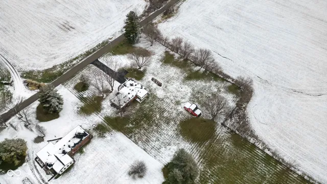 $279,900 | 6559 West 1000 North, Fountaintown, IN 46130