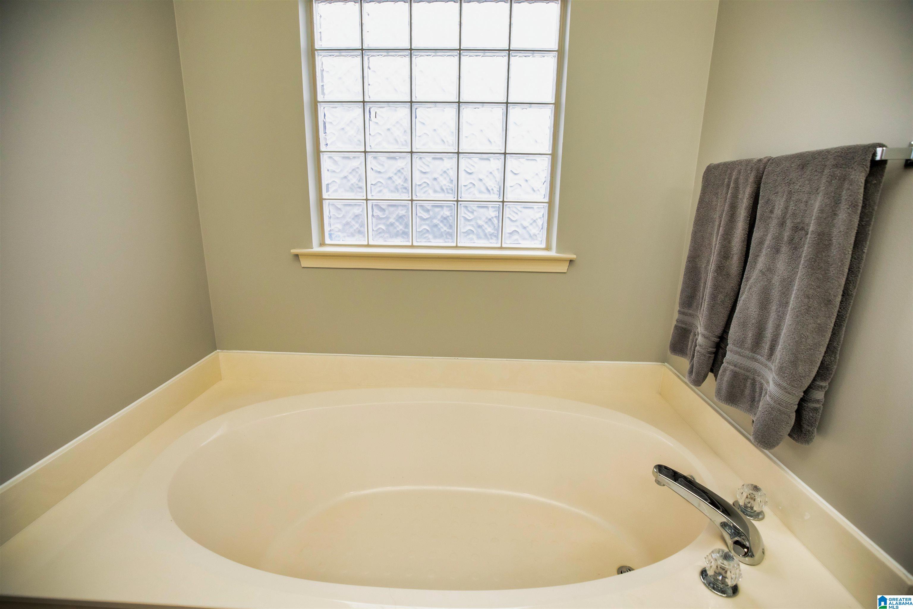 1008 Maryanna Road Calera, AL 35040 - Photo 13 of 24