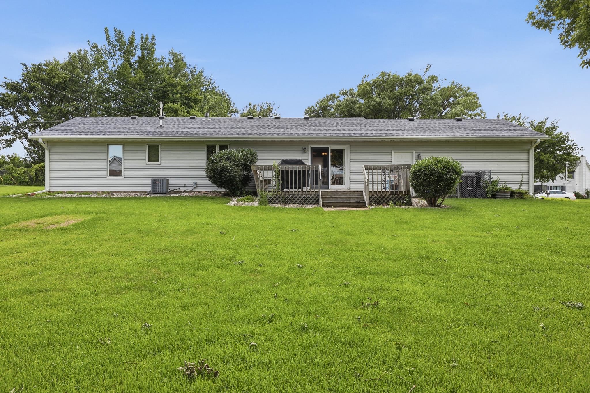 423 Wayne Road Rochelle, IL 61068 - Photo 18 of 22