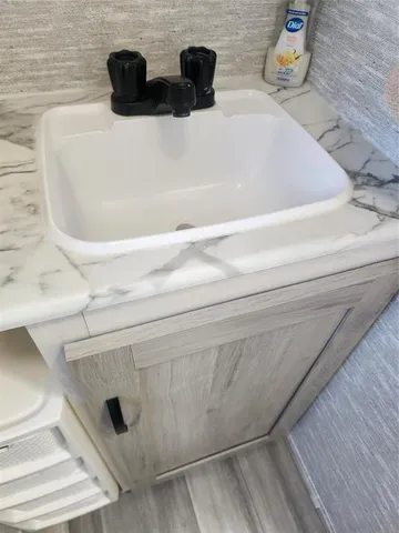 $129,900 | Ancient Oaks Resort, Okeechobee, FL 34974