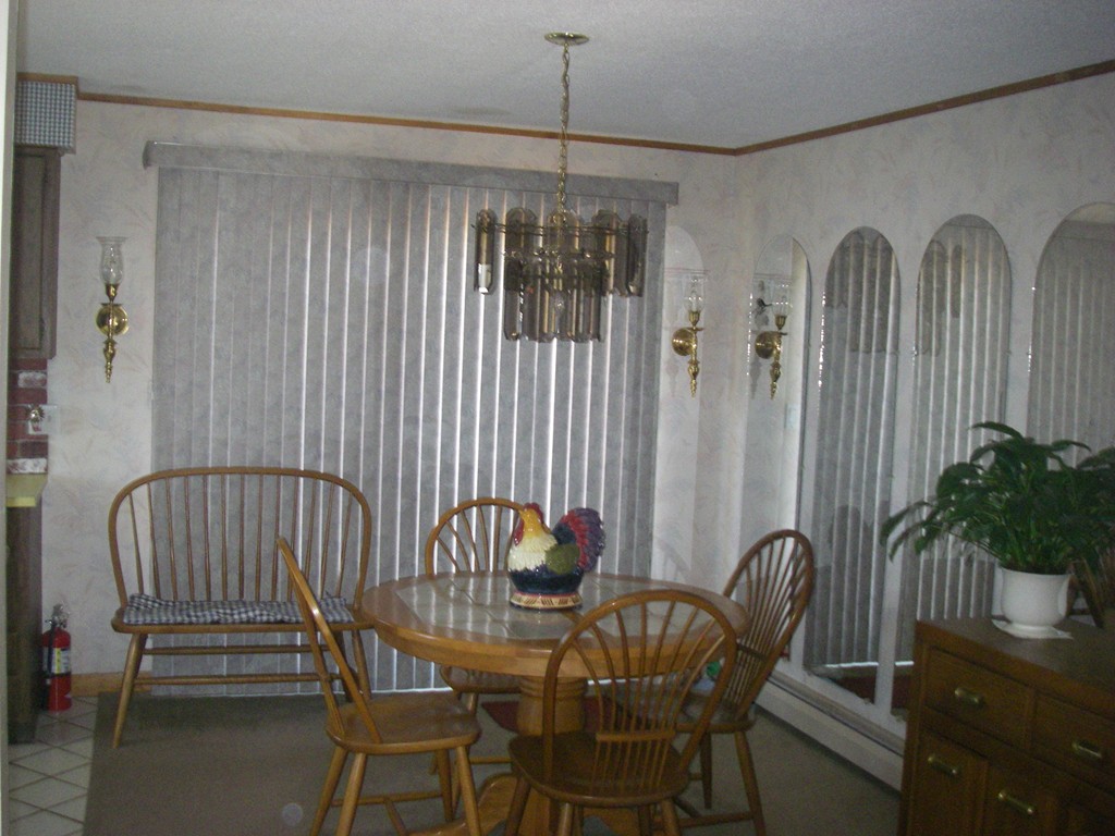 290 America Street Fall River, MA 02721 - Photo 8 of 18