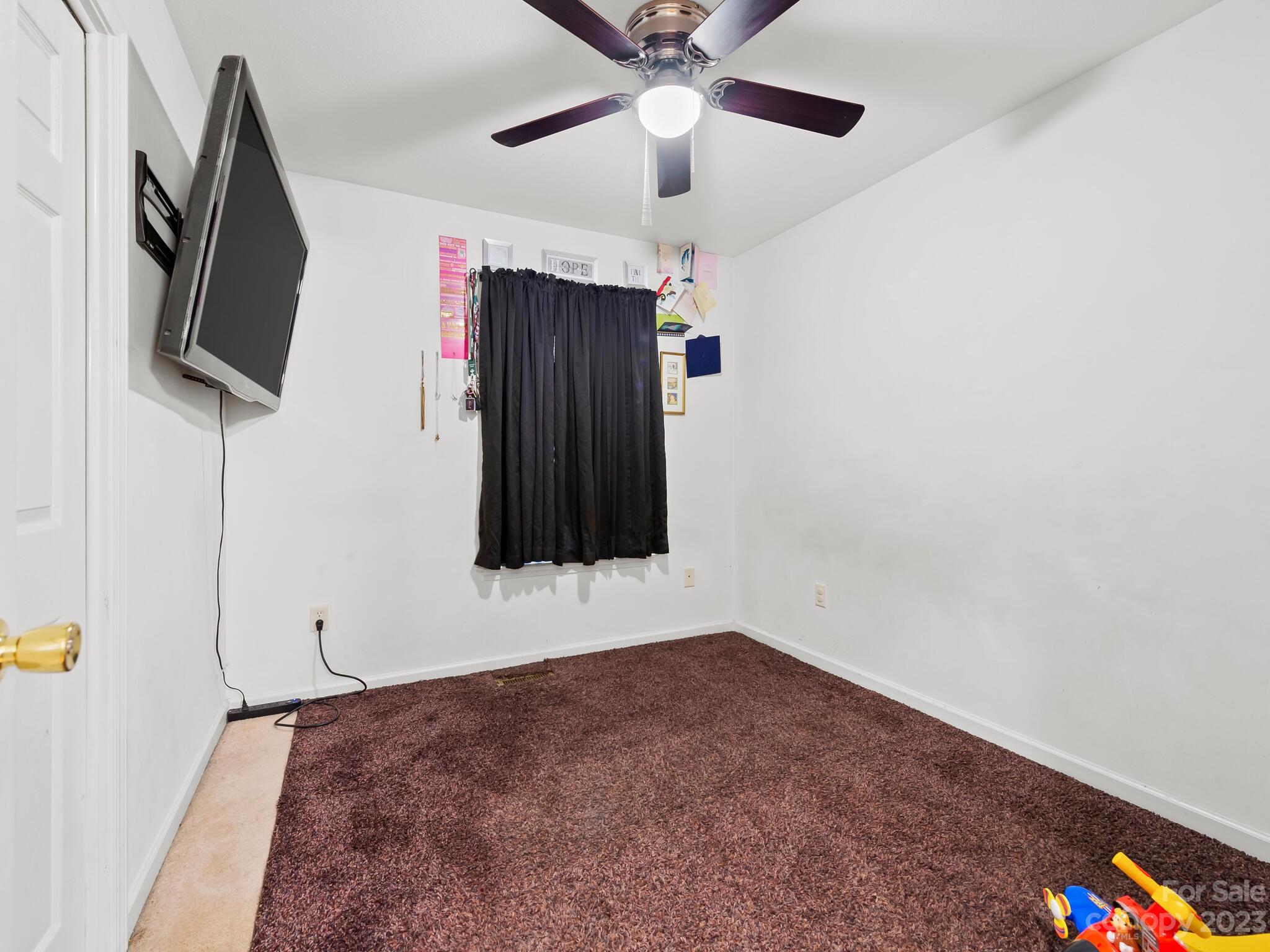 460 Jones Road Fletcher, NC 28732 - Photo 16 of 32 Gallery Image 16