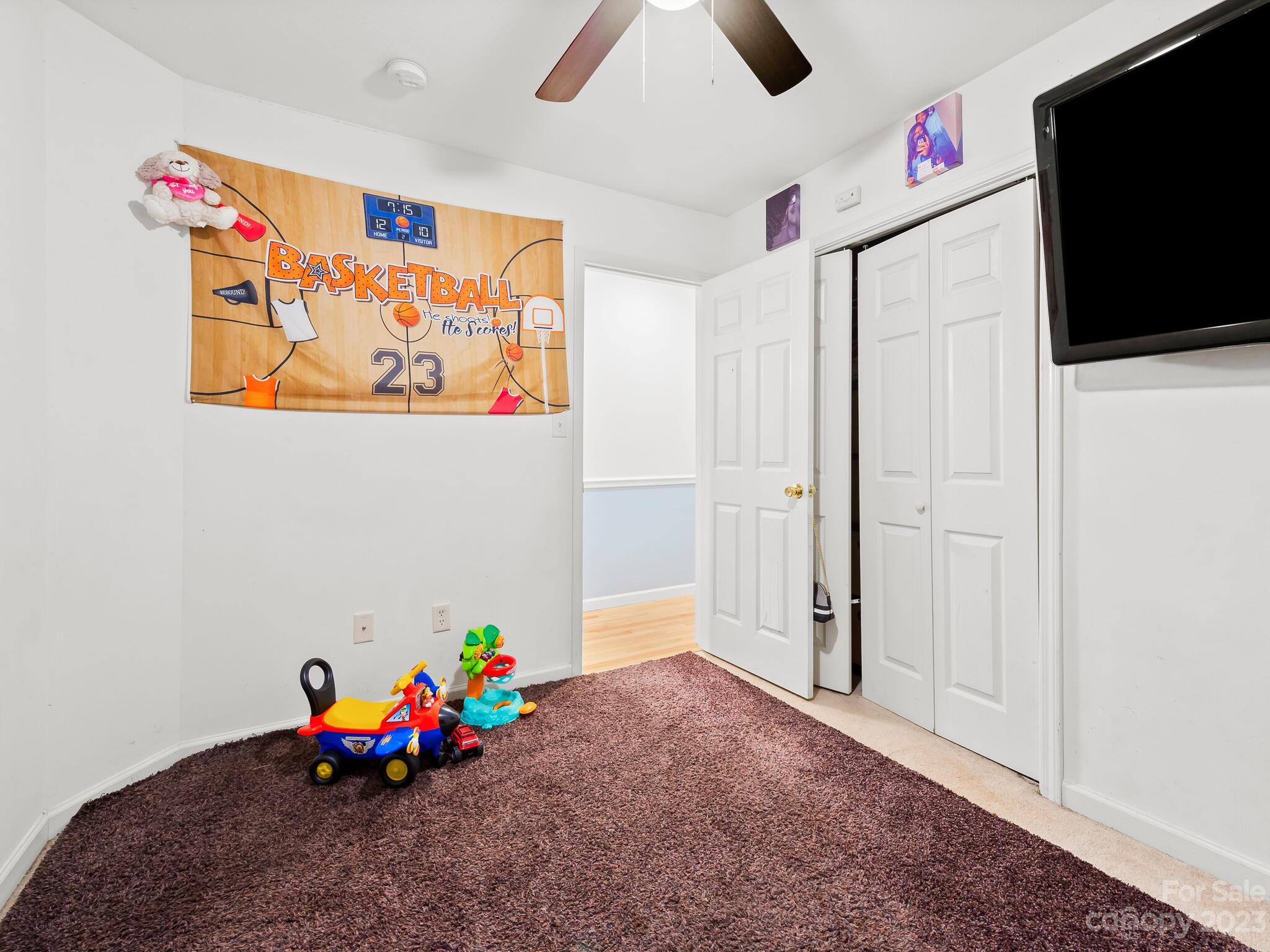 460 Jones Road Fletcher, NC 28732 - Photo 18 of 32 Gallery Image 18