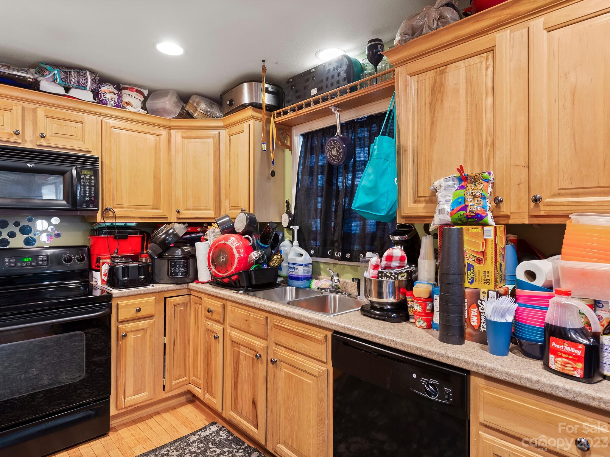 460 Jones Road Fletcher, NC 28732 - Photo 10 of 32 Gallery Image 10