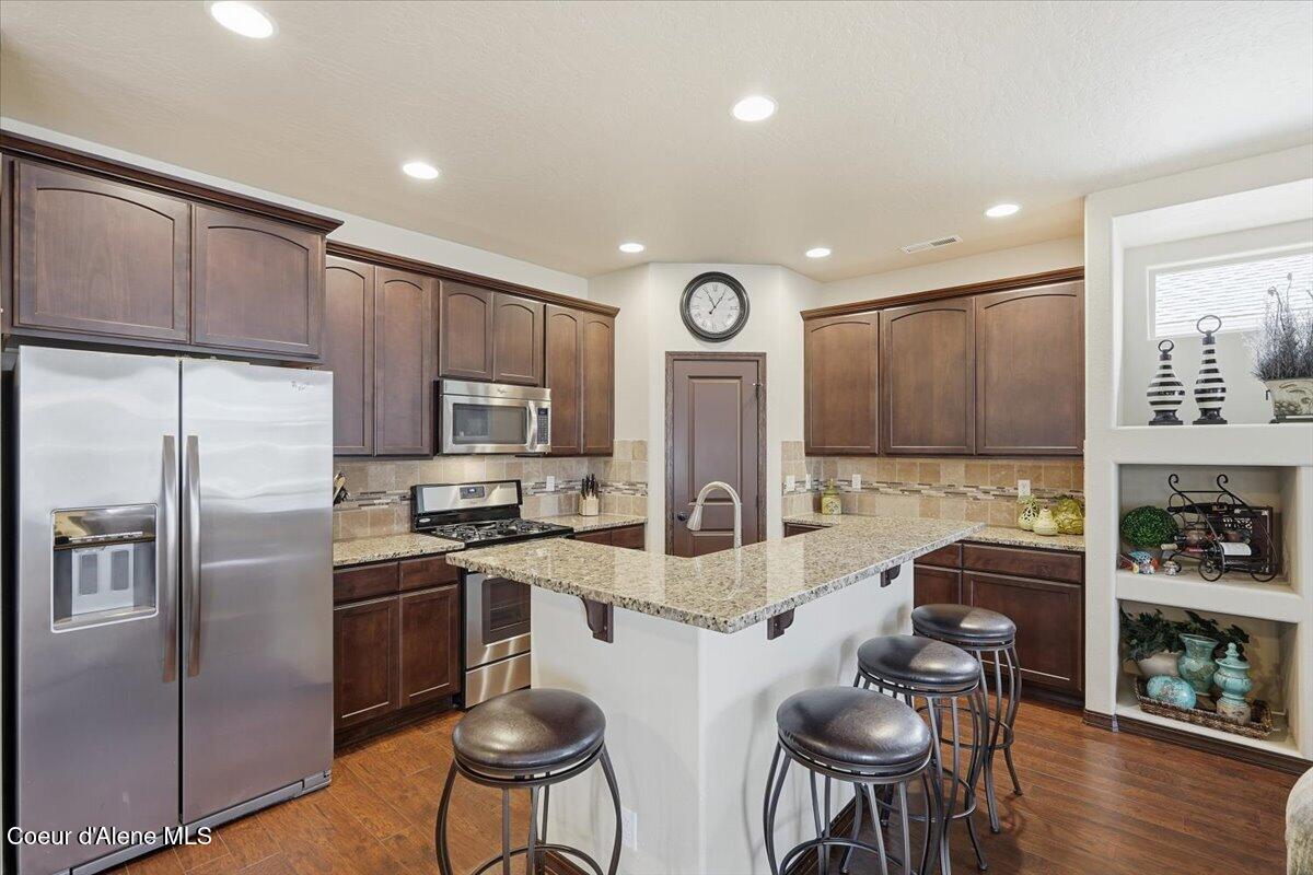 1160 West Grove Way Coeur D'Alene, ID 83815 - Photo 7 of 21 15-1160 W Grove Way_RedHogWay