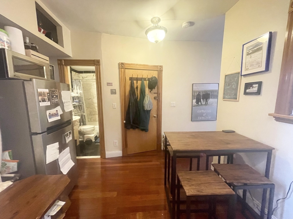59 Myrtle Street, Unit 5 Boston, MA 02114 - Photo 11 of 19