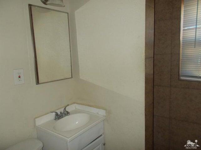 66399 5th Street, Unit 4 Desert Hot Springs, CA 92240 - Photo 4 of 5 66399 BATH ROOM