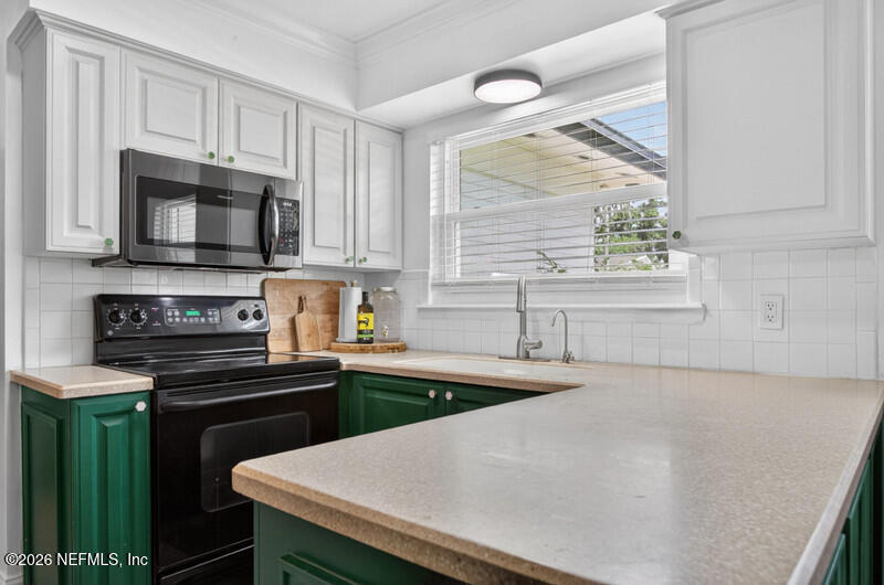 4842 San Clerc Road Jacksonville, FL 32217 - Photo 7 of 24 Kitchen