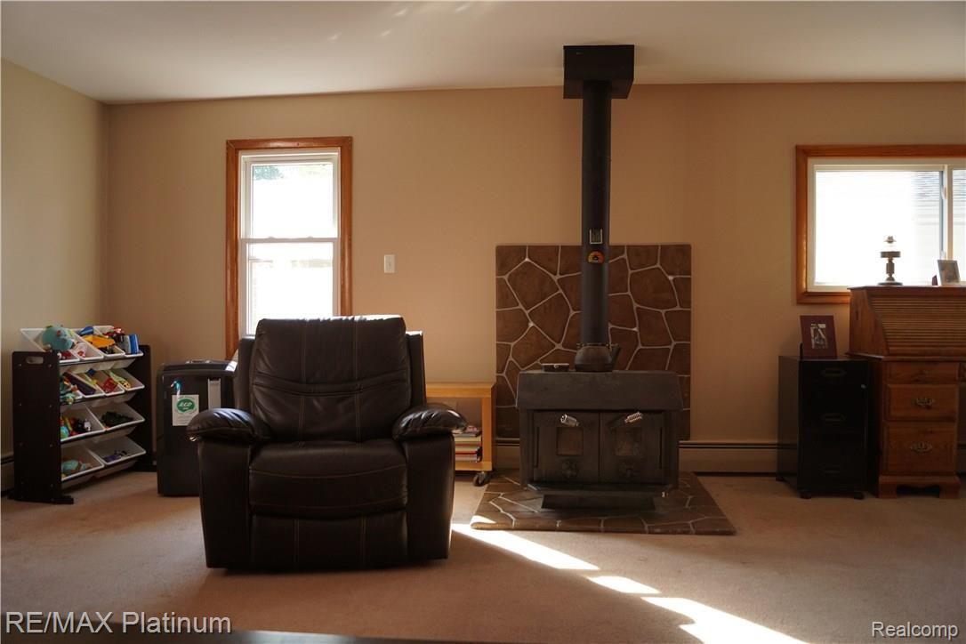 20899 Barton Road Pinckney, MI 48169 - Photo 11 of 30 DSC02170.JPG