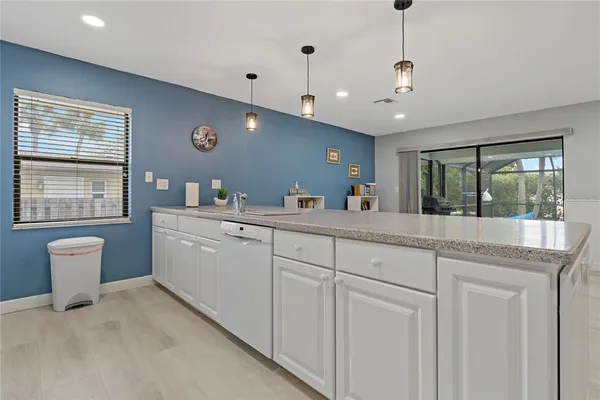 $7,000 | 710 Treasure Boat Way, Sarasota, FL 34242
