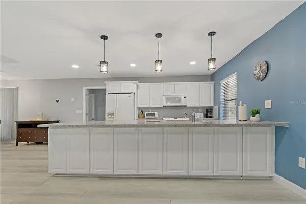 $7,000 | 710 Treasure Boat Way, Sarasota, FL 34242