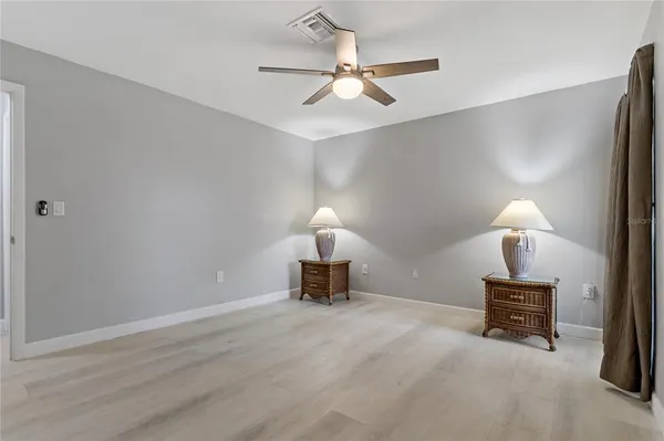 $7,000 | 710 Treasure Boat Way, Sarasota, FL 34242