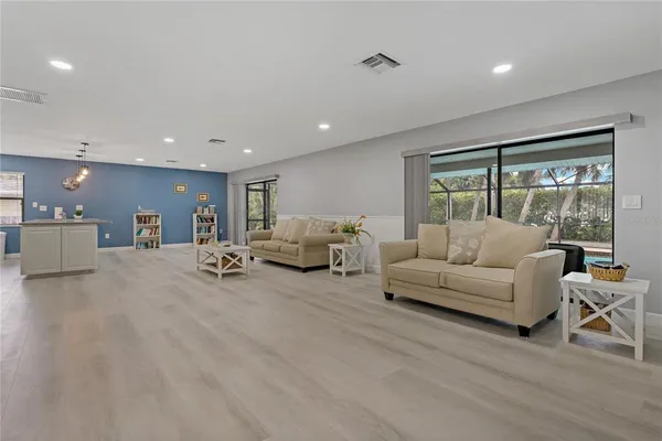 $7,000 | 710 Treasure Boat Way, Sarasota, FL 34242