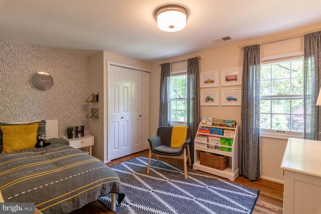 $1,333,805 | 3805 Griffith Place, Alexandria, VA 22304