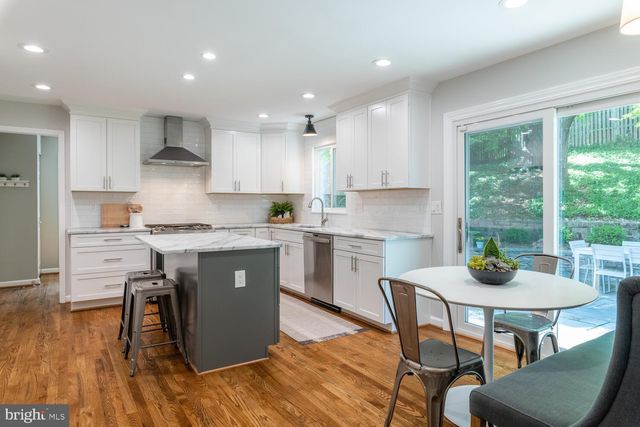 $1,333,805 | 3805 Griffith Place, Alexandria, VA 22304