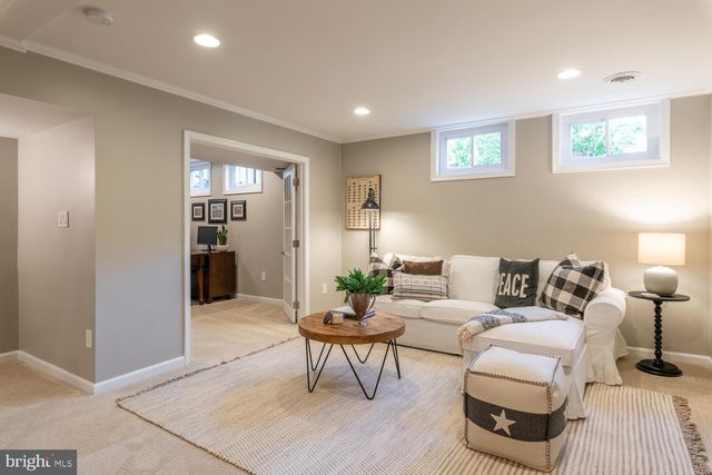 $1,333,805 | 3805 Griffith Place, Alexandria, VA 22304