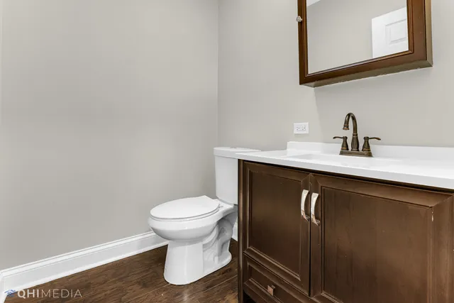 $559,999 | 19 Augusta Street, Oak Park, IL 60302