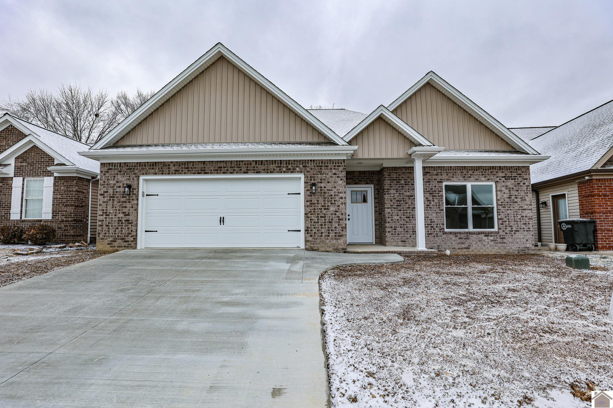 5349 Shelldrake Lane Paducah, KY 42001 - Photo 1 of 35 Front Exterior