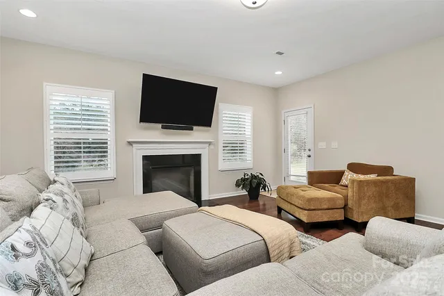 $435,000 | 3173 Pinehills Wy., Mount Holly, NC 28120