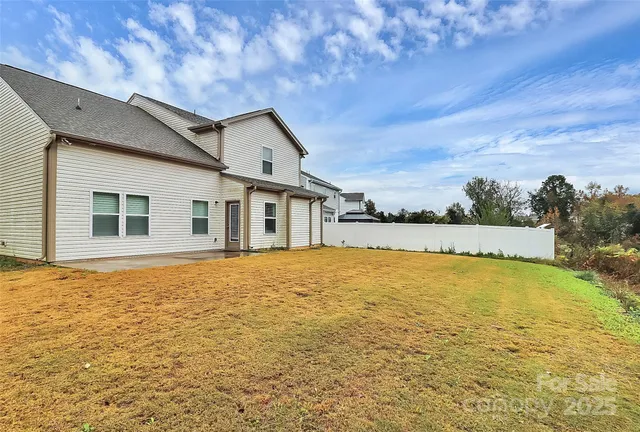 $435,000 | 3173 Pinehills Wy., Mount Holly, NC 28120