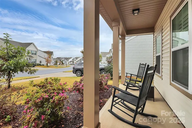 $435,000 | 3173 Pinehills Wy., Mount Holly, NC 28120