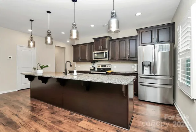 $435,000 | 3173 Pinehills Wy., Mount Holly, NC 28120