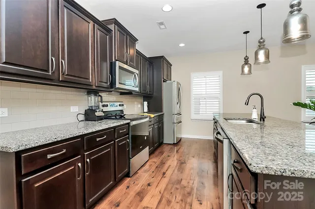 $435,000 | 3173 Pinehills Wy., Mount Holly, NC 28120