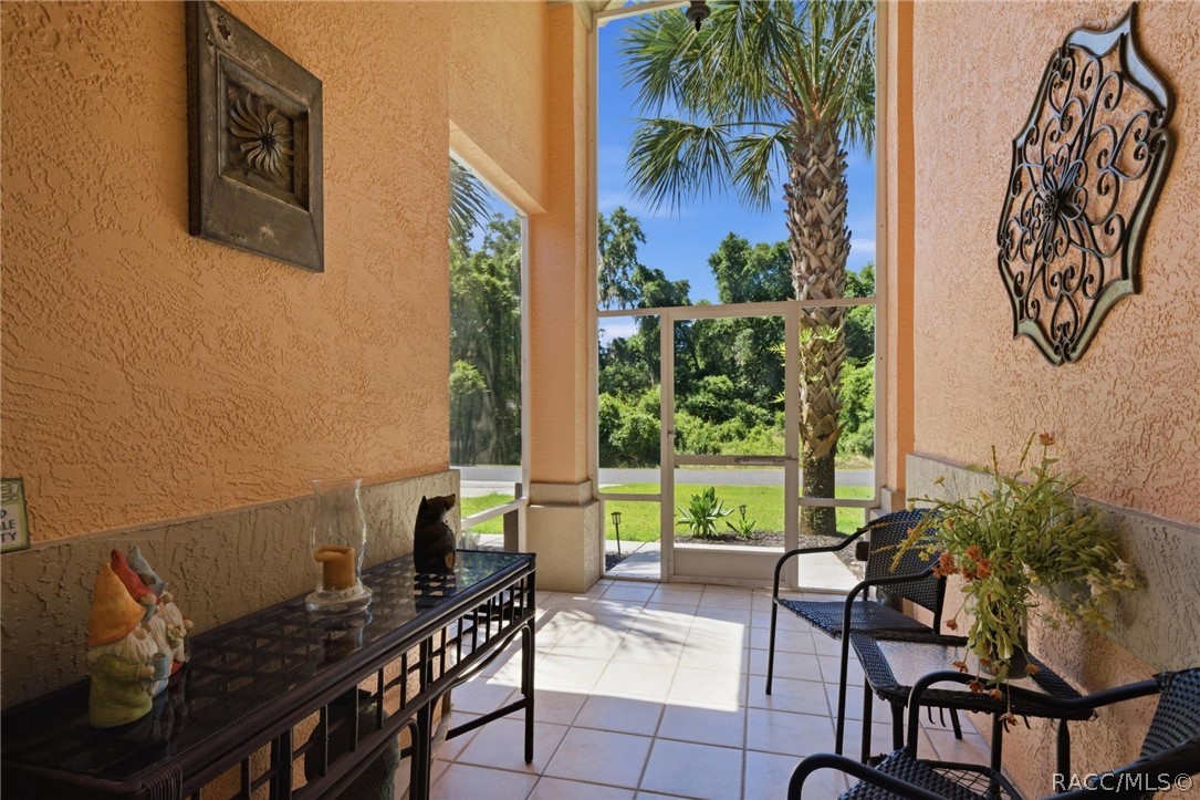 8204 East Fairway Loop Inverness, FL 34450 - Photo 7 of 71 Enjoy The Front Porch