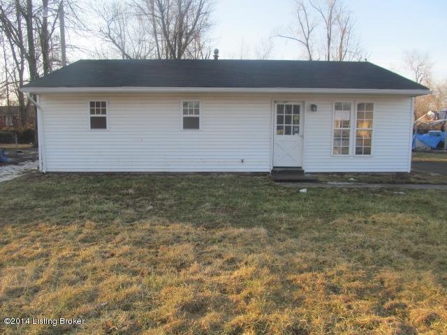 4900 Red Fern Road Louisville, KY 40218 - Photo 1 of 11 IMG_8697
