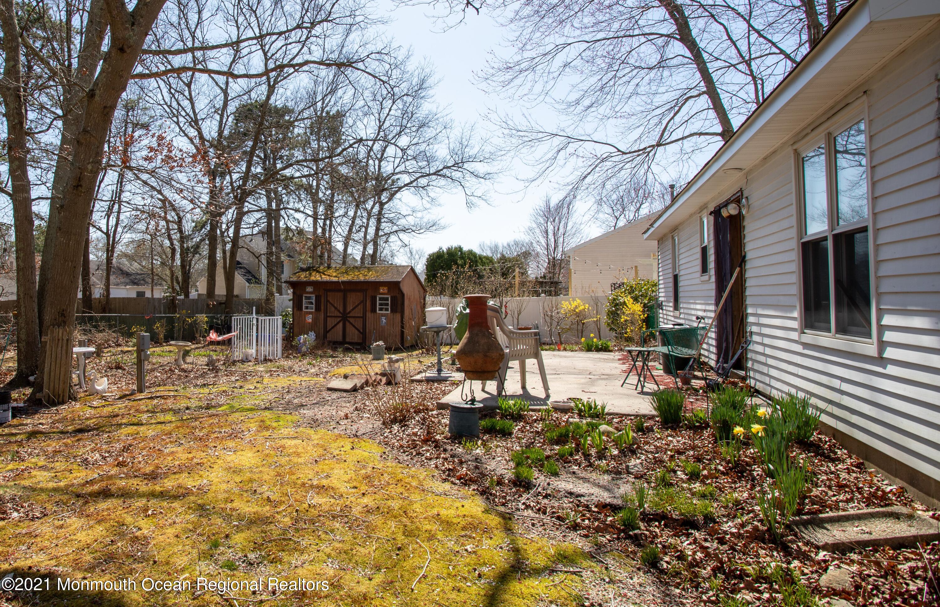 212 Spray Road Manahawkin, NJ 08050 - Photo 15 of 17 IMG_0687-HDR
