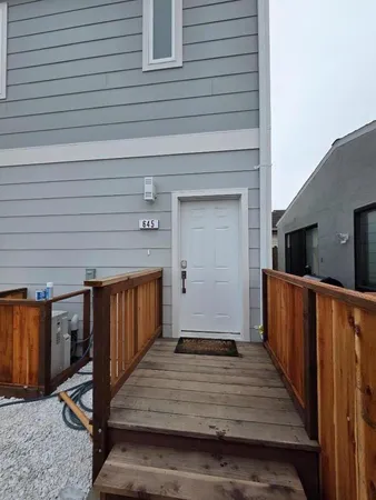 $4,250 | 645 Gellert, Daly City, CA 94015
