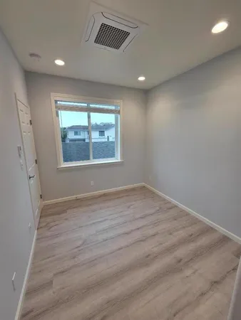 $4,250 | 645 Gellert, Daly City, CA 94015