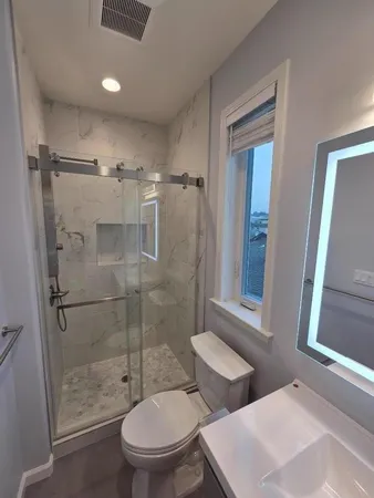 $4,250 | 645 Gellert, Daly City, CA 94015