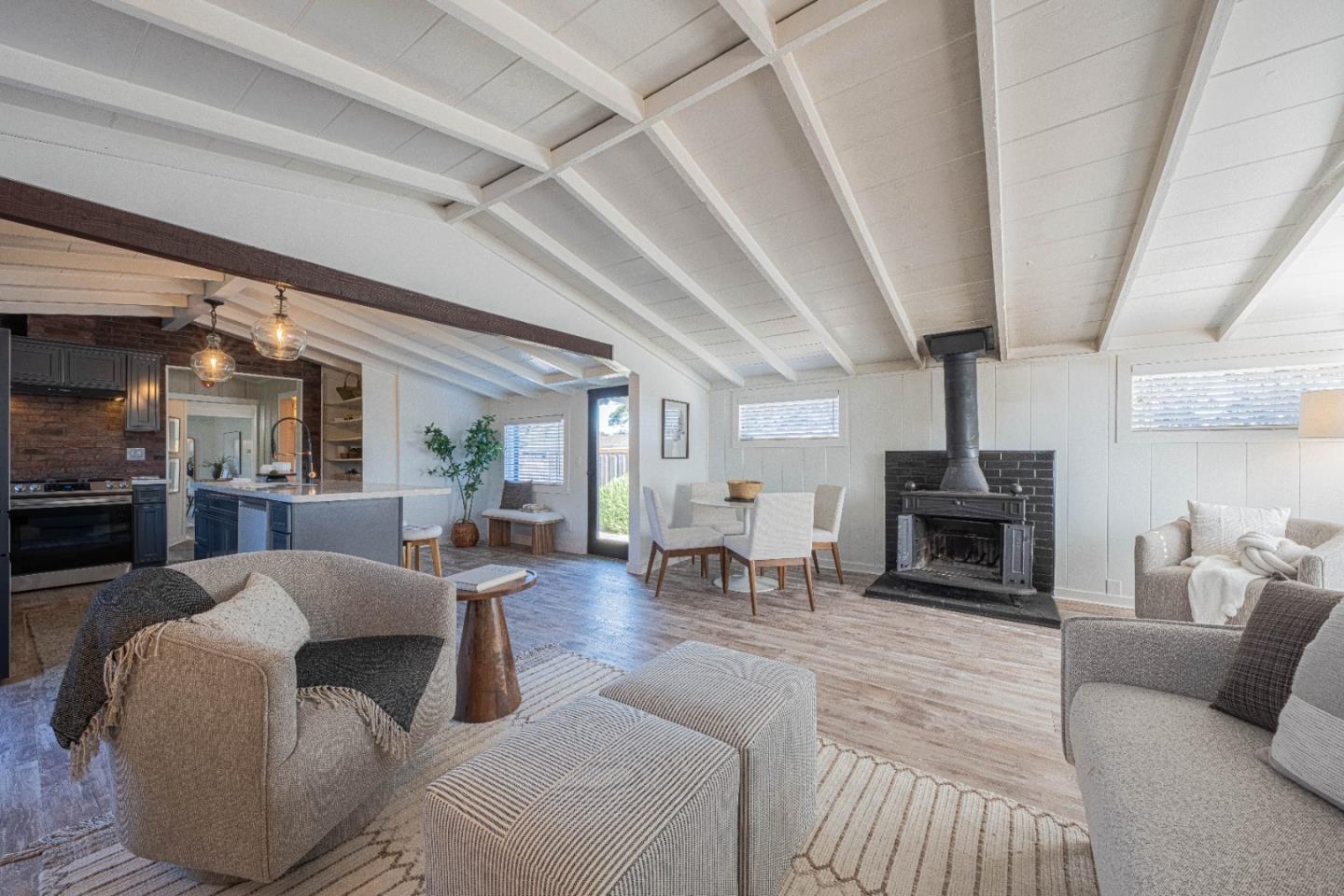 345 Sequoia Avenue Monterey, CA 93940 - Photo 10 of 39