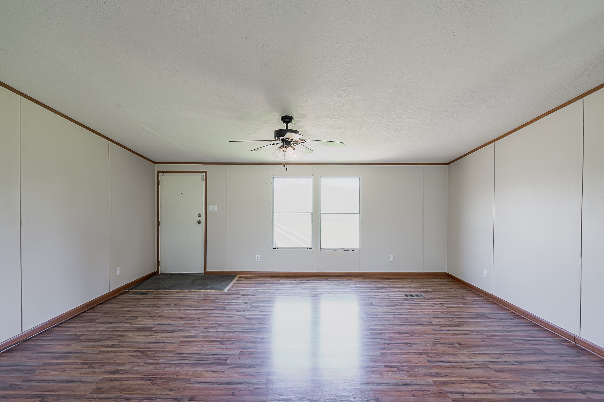1210 Ben Collier Road Charlotte, TN 37036 - Photo 4 of 31 Gallery Image 4