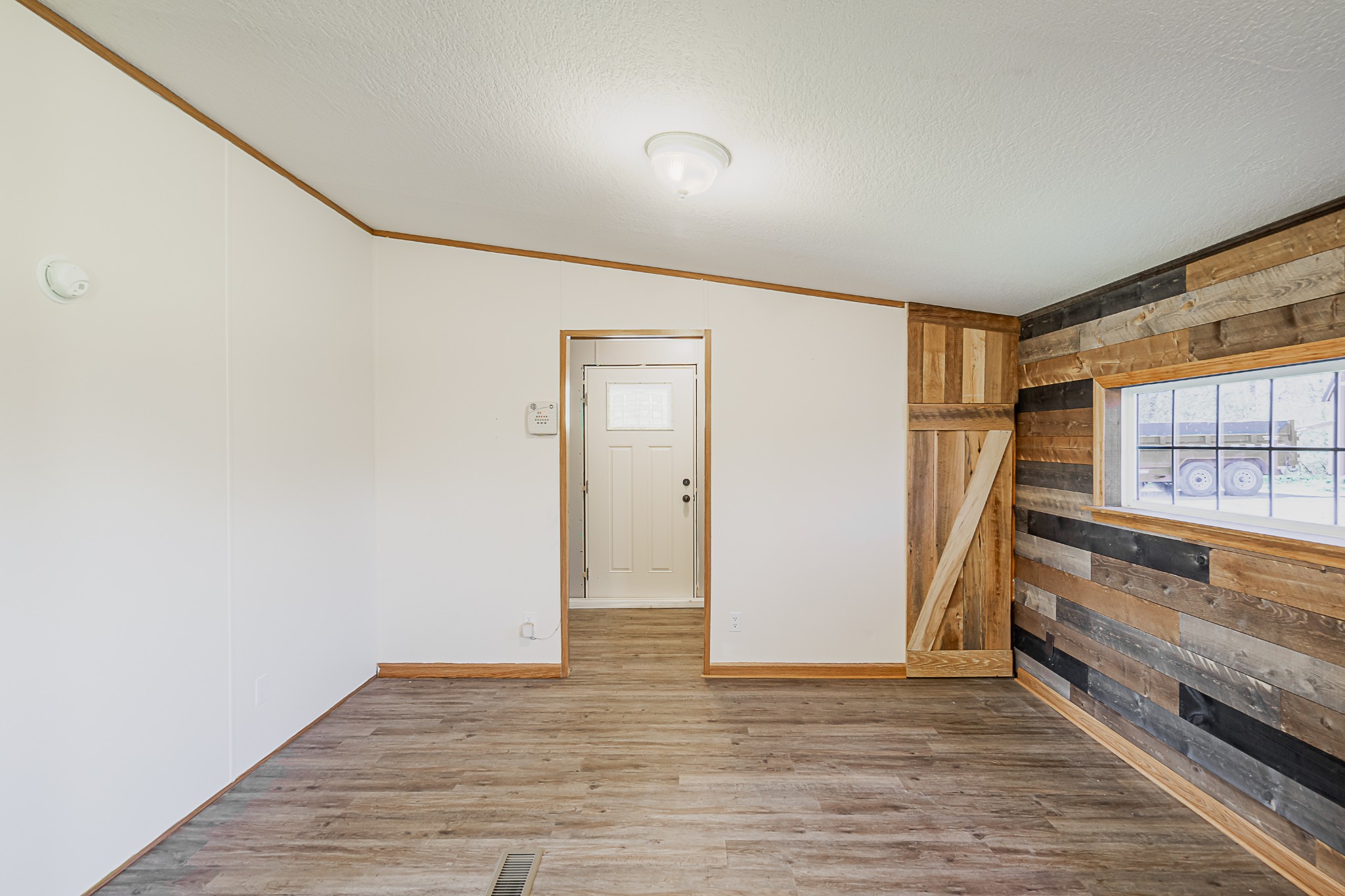 1210 Ben Collier Road Charlotte, TN 37036 - Photo 8 of 31 Gallery Image 8