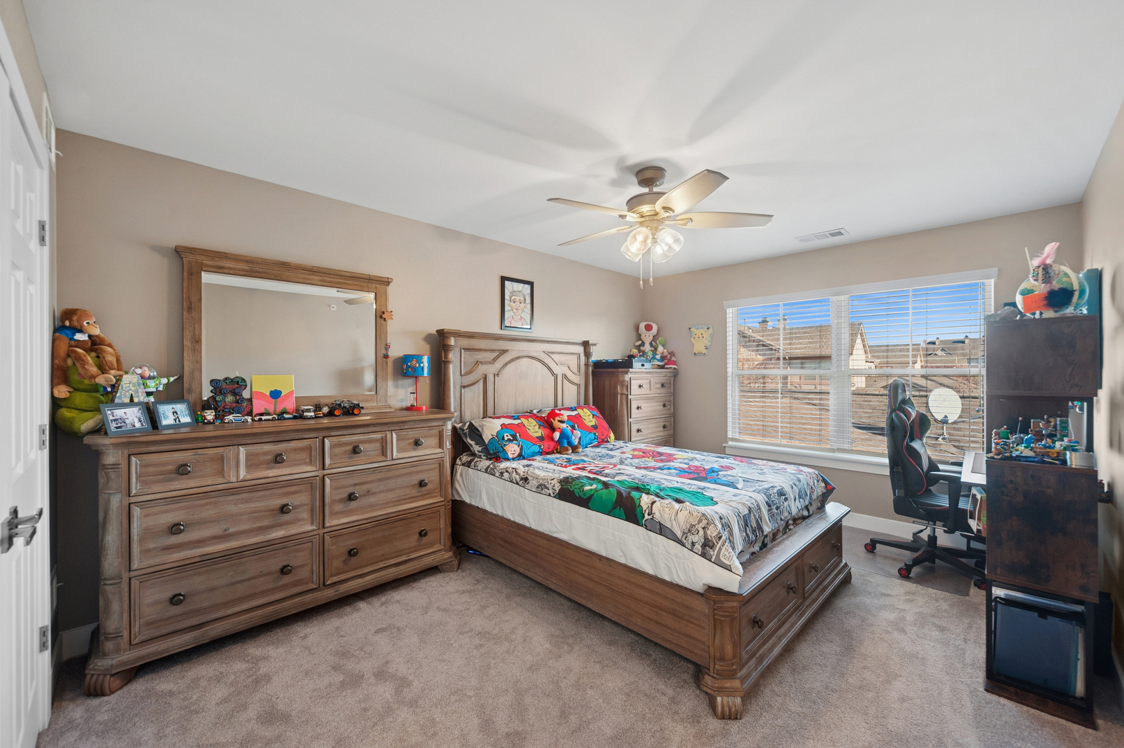 1772 Lancaster Way Northbrook, IL 60062 - Photo 19 of 26 a bedroom with bed and window