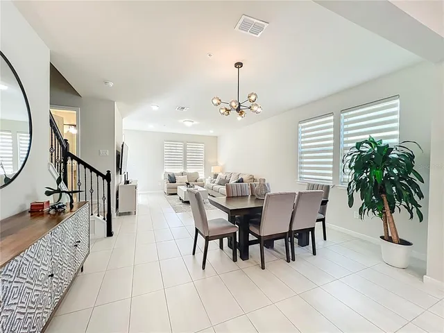 $404,900 | 10976 Leafshore Loop, Orlando, FL 32829