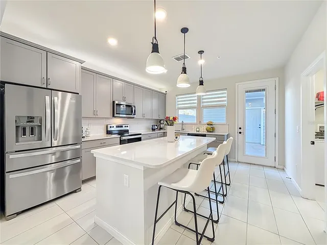 $404,900 | 10976 Leafshore Loop, Orlando, FL 32829