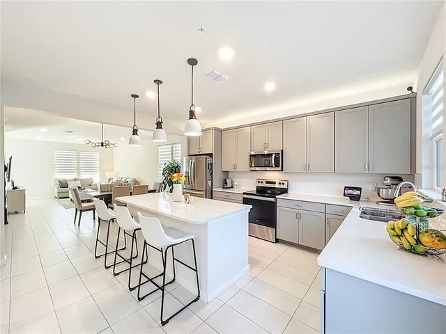 $404,900 | 10976 Leafshore Loop, Orlando, FL 32829