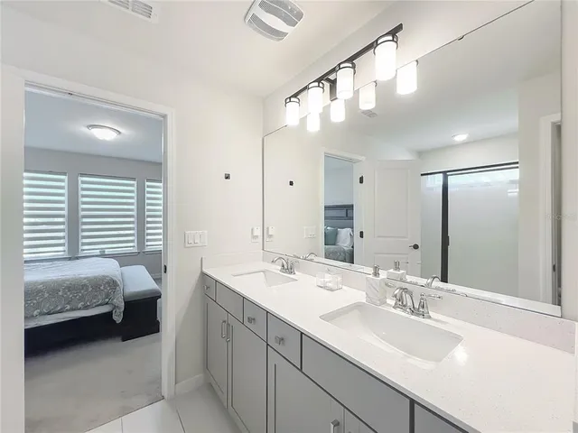 $404,900 | 10976 Leafshore Loop, Orlando, FL 32829