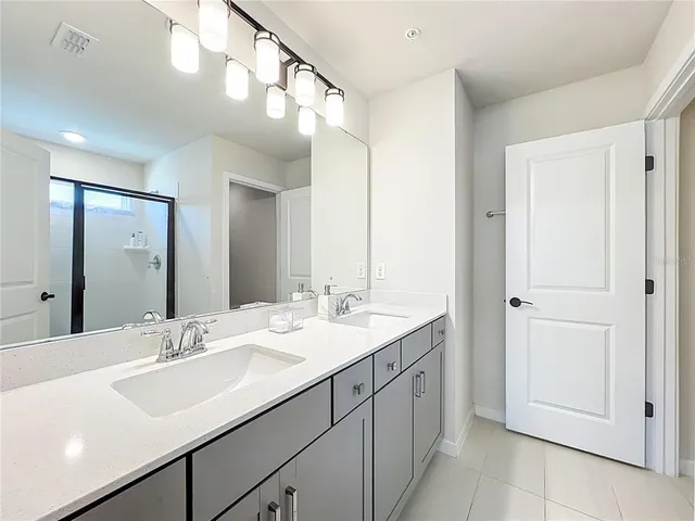 $404,900 | 10976 Leafshore Loop, Orlando, FL 32829