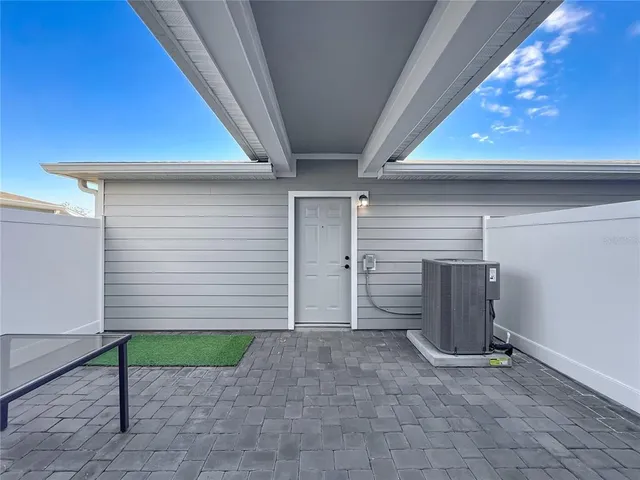 $404,900 | 10976 Leafshore Loop, Orlando, FL 32829