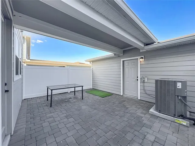 $404,900 | 10976 Leafshore Loop, Orlando, FL 32829